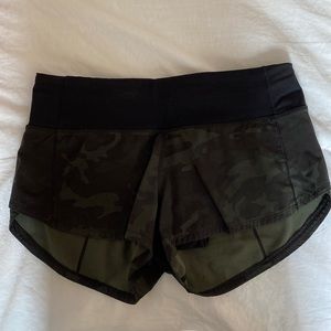 Lululemon Speed-Up Lined Shorts